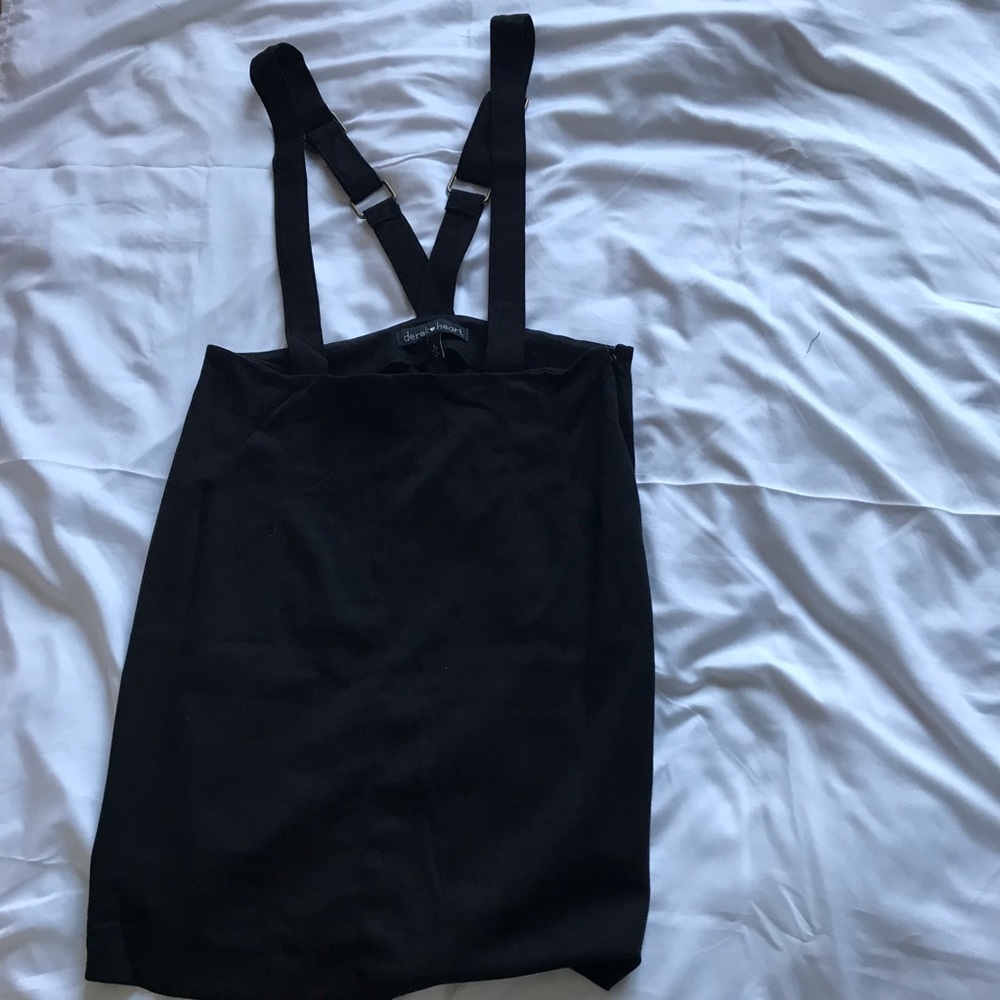 Forever 21 black suspender with mini skirt